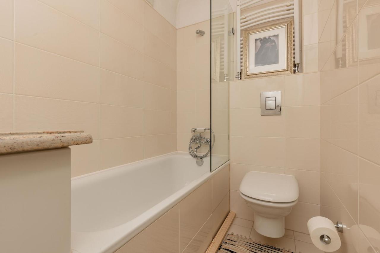 Atmospheric Apartment Next To Warsaw Old Town Square By Noclegi Renters エクステリア 写真